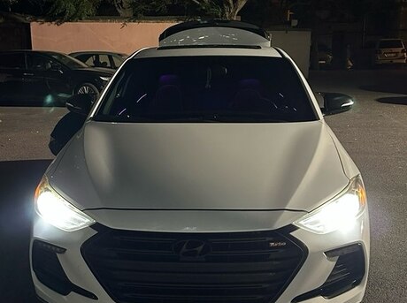 Hyundai Elantra 2017