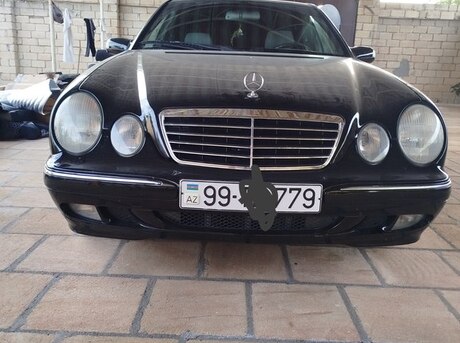 Mercedes E 240 2000
