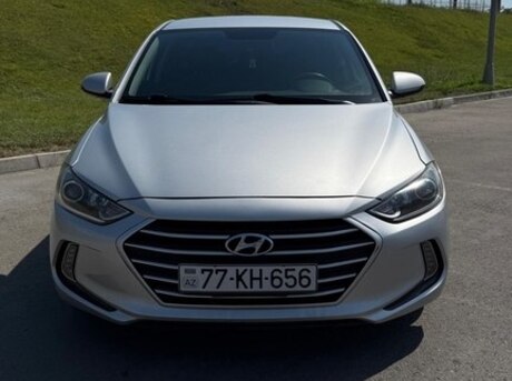 Hyundai Elantra 2018