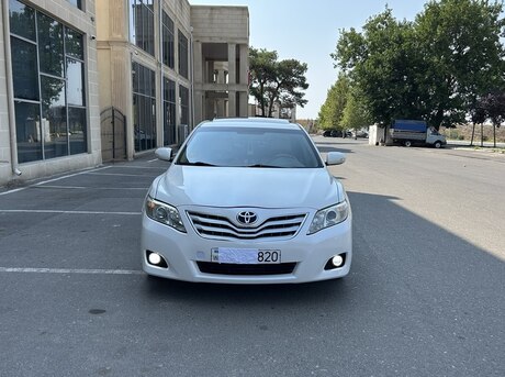 Toyota Camry 2011