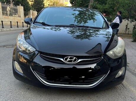Hyundai Elantra 2013