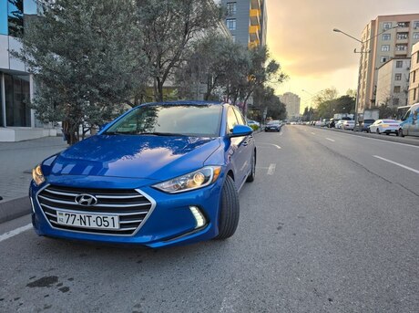 Hyundai Elantra 2018