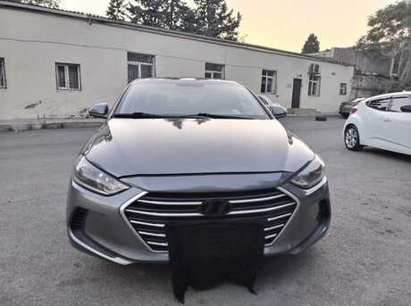 Hyundai Elantra 2017