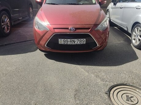 Toyota Yaris iA 2016
