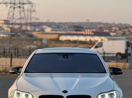 BMW 528
