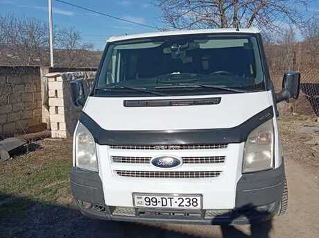 Ford Transit 2011