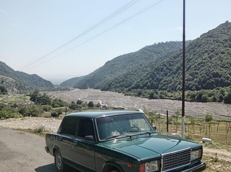 LADA (VAZ) 2107 2004