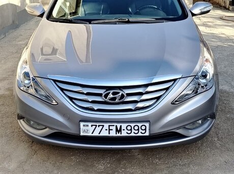 Hyundai Sonata 2011
