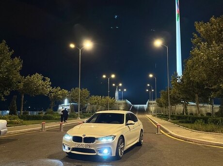 BMW 330 2017