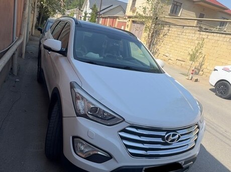Hyundai Grand Santa Fe