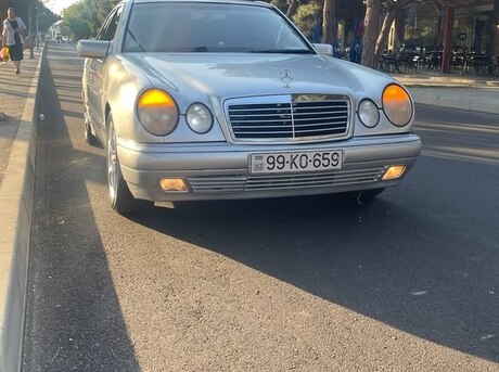 Mercedes E 220 d 1998