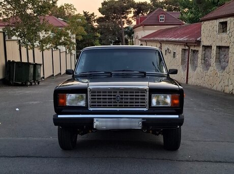 LADA (VAZ) 2107 2010