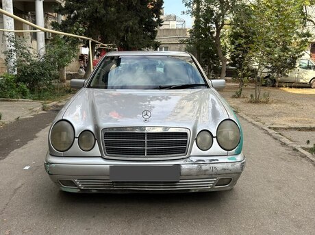 Mercedes E 240 1998