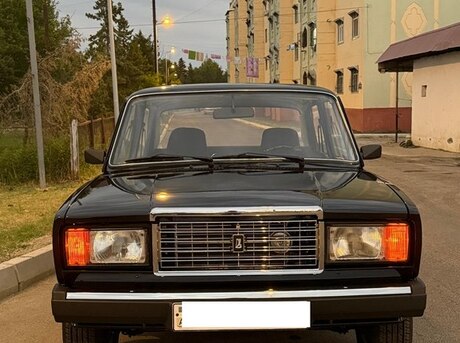 LADA (VAZ) 2107 2010