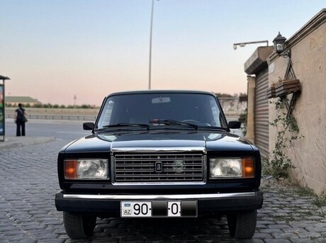 LADA (VAZ) 2107 2011