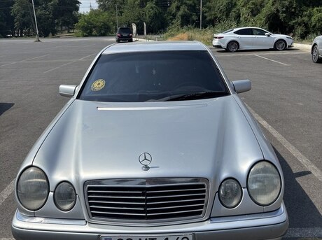Mercedes E 240 1998