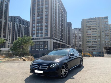 Mercedes E 200