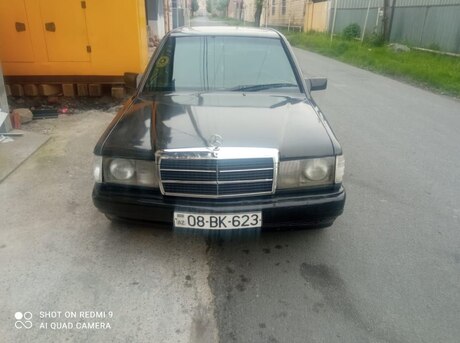 Mercedes 190