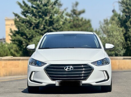 Hyundai Elantra 2017