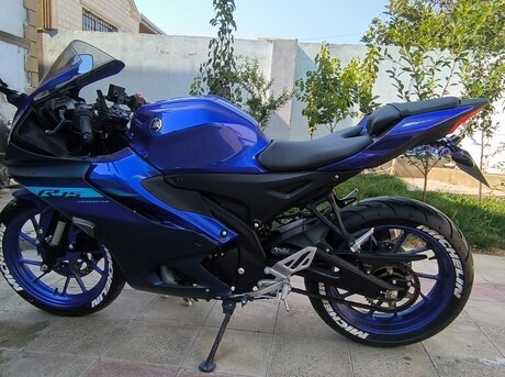 Yamaha R15 V4 2024