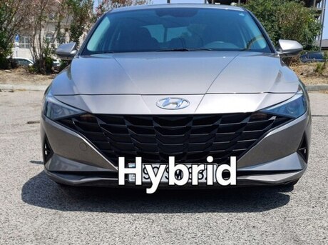 Hyundai Elantra 2022