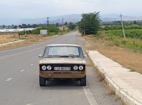 LADA (VAZ) 2106 1989