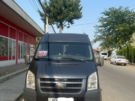Ford Transit 2010