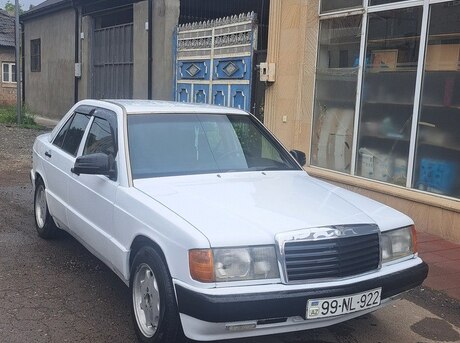 Mercedes 190 1990