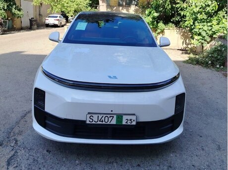 Li Auto  2025
