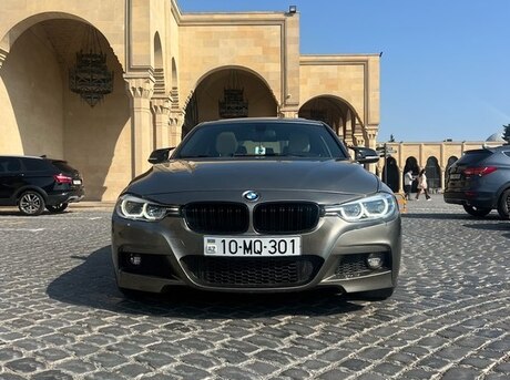 BMW 330 2017