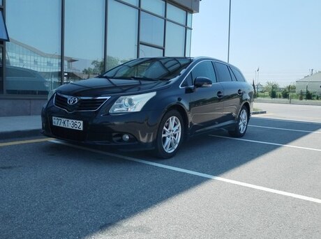 Toyota Avensis 2011