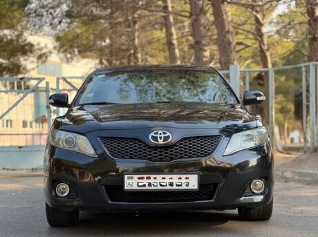 Toyota Camry 2011