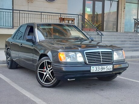 Mercedes E 220 1995