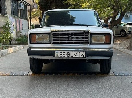 LADA (VAZ) 2107 2011