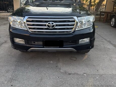 Toyota Land Cruiser 2010