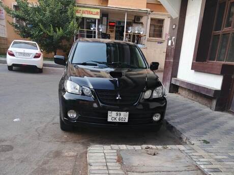 Mitsubishi Airtrek 2003