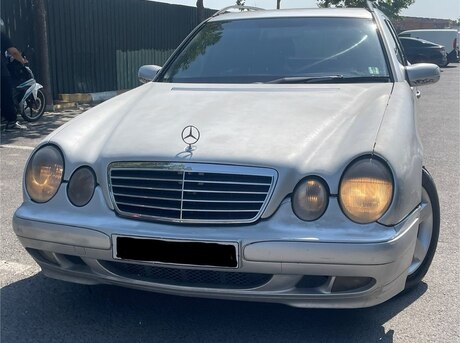 Mercedes E 240 2000