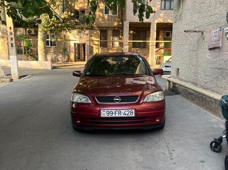 Opel Astra 1998