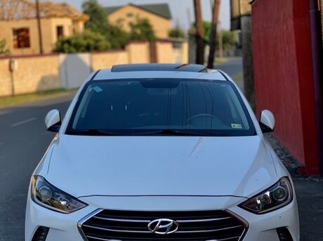 Hyundai Elantra 2017