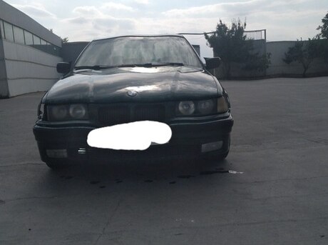 BMW 320 1993