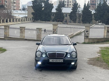 Mercedes E 270 2001