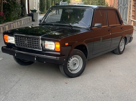 LADA (VAZ) 2107 2010