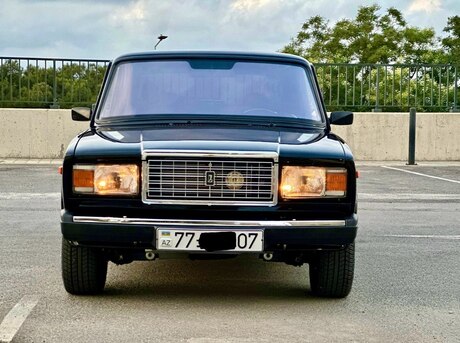 LADA (VAZ) 2107