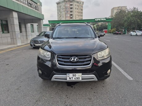 Hyundai Grand Santa Fe