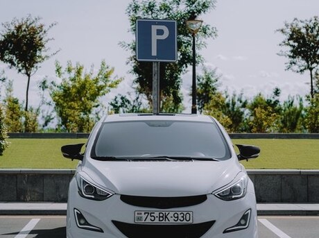 Hyundai Elantra 2013