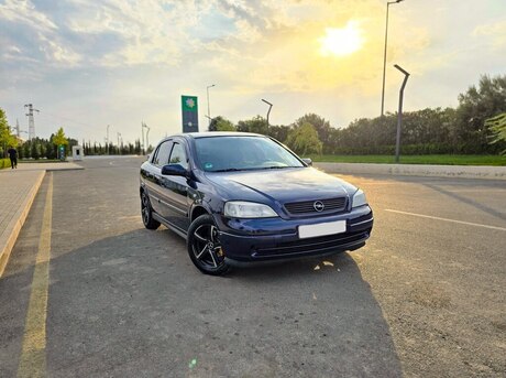 Opel Astra 2000