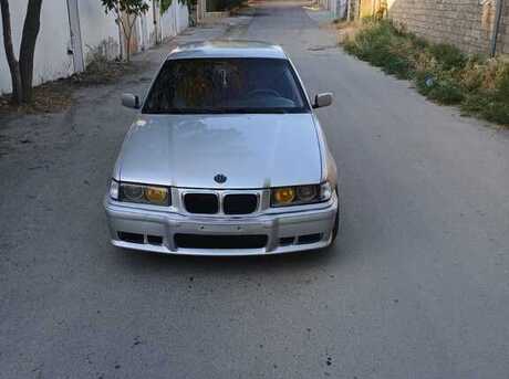 BMW 320 1993