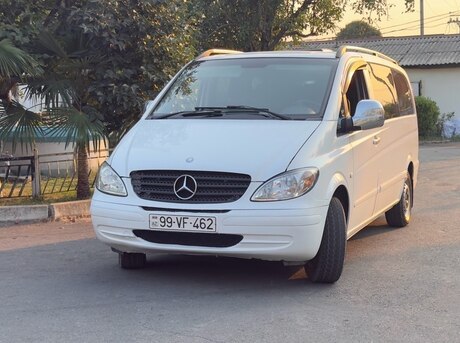 Mercedes Vito 111