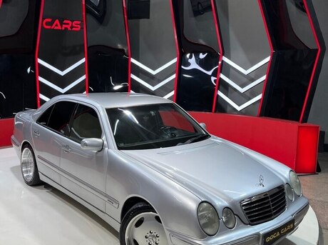 Mercedes E 240