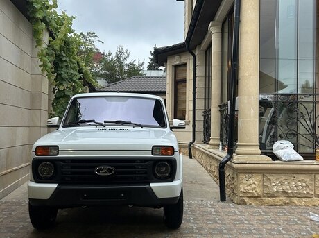 LADA (VAZ) Niva 2024